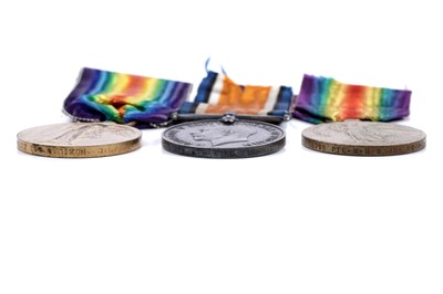 Lot 51 - Three pairs of First World War general service medals
