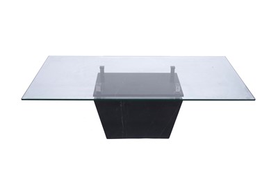 Lot 114 - A contemporary glass top coffee table