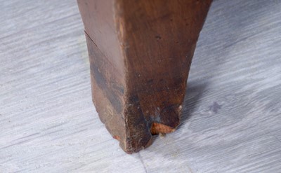 Lot 24 - A George III inlaid mahogany bowfront chest of drawers