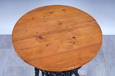 Lot 16 - A cast metal pub table