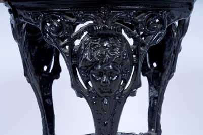 Lot 16 - A cast metal pub table