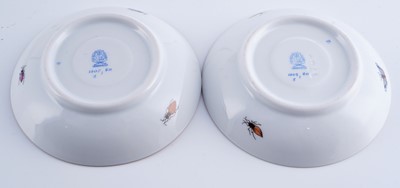 Lot 470 - An extensive Herend 'Rothschild Bird' pattern service