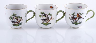 Lot 470 - An extensive Herend 'Rothschild Bird' pattern service