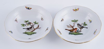 Lot 470 - An extensive Herend 'Rothschild Bird' pattern service