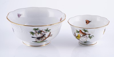 Lot 470 - An extensive Herend 'Rothschild Bird' pattern service
