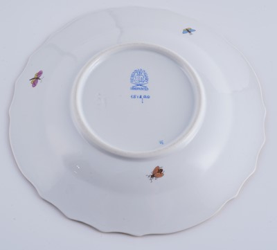 Lot 470 - An extensive Herend 'Rothschild Bird' pattern service