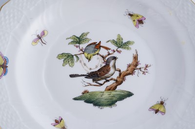 Lot 470 - An extensive Herend 'Rothschild Bird' pattern service