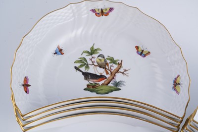 Lot 470 - An extensive Herend 'Rothschild Bird' pattern service