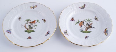 Lot 470 - An extensive Herend 'Rothschild Bird' pattern service