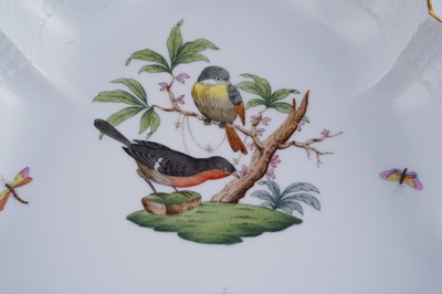 Lot 470 - An extensive Herend 'Rothschild Bird' pattern service
