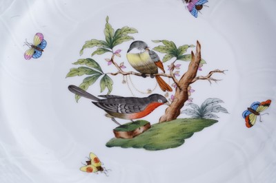 Lot 470 - An extensive Herend 'Rothschild Bird' pattern service