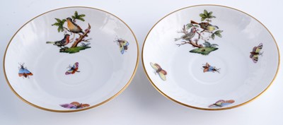 Lot 470 - An extensive Herend 'Rothschild Bird' pattern service