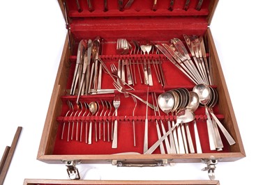 Lot 28 - A mid-20th Century twelve-setting canteen of cutlery