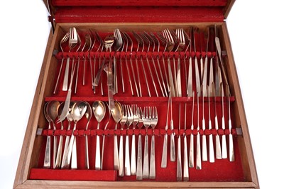 Lot 28 - A mid-20th Century twelve-setting canteen of cutlery