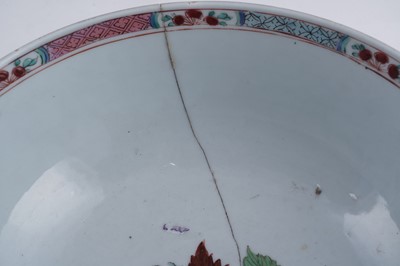 Lot 302 - A Chinese famille rose bowl