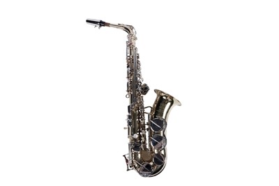 Lot 32 - A B&H 400 alto saxophone