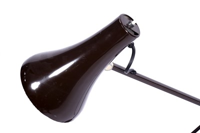 Lot 26 - Anglepoise: a model 90 adjustable table lamp