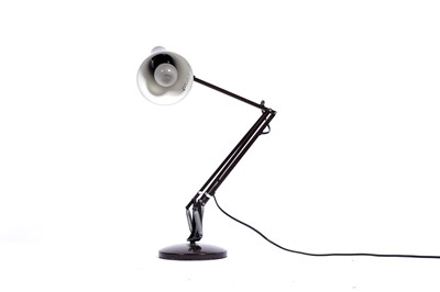 Lot 26 - Anglepoise: a model 90 adjustable table lamp