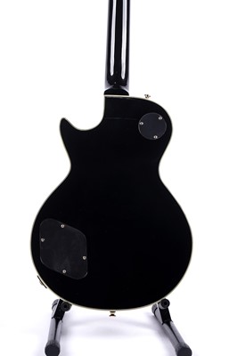 Lot 85 - An Epiphone Les Paul Custom