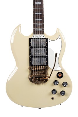 Lot 86 - An Epiphone Les Paul SG Custom