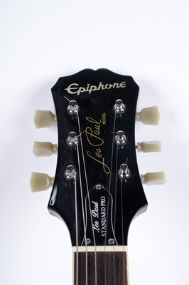 Lot 92 - Epiphone Les Paul Standard Pro