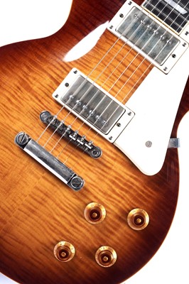 Lot 95 - An Epiphone Les Paul Standard Pro