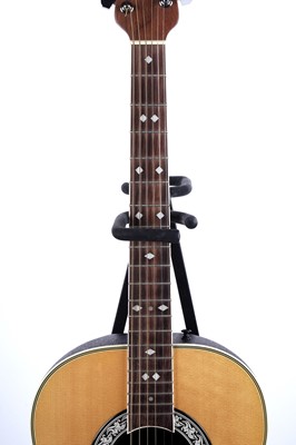 Lot 62 - An Ovation Celebrity CC167