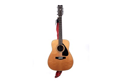 Lot 63 - A Yamaha FG 420-12