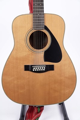 Lot 63 - A Yamaha FG 420-12
