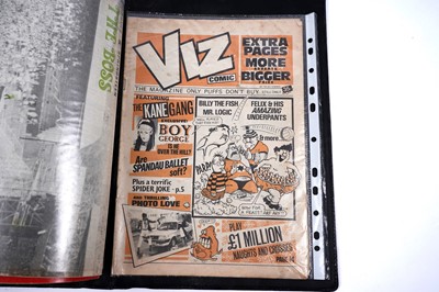 Lot 454 - A large quantity of Viz, some early editions