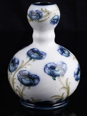 Lot 444 - A Macintyre Moorcroft Florian ware vase