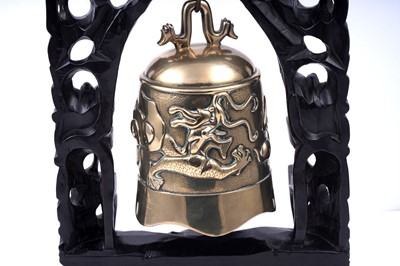 Lot 347 - A Chinese cast bronze dragon bell