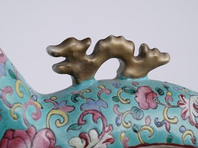 Lot 306 - A pair of Cantonese 'famille rose' moon flasks