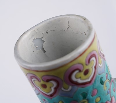 Lot 306 - A pair of Cantonese 'famille rose' moon flasks