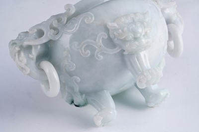 Lot 346 - A jade koro and cover