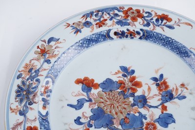 Lot 336 - A 18th Century Chinese 'Imari' dish