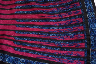Lot 361 - A Chinese embroidered silk skirt