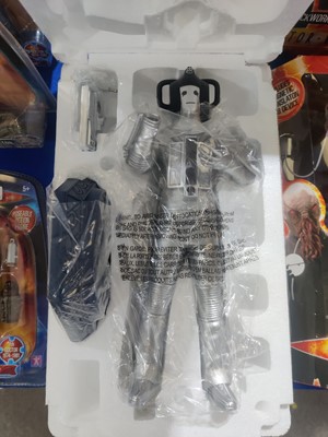 Lot 214 - Doctor Who Classic Statue Collection
