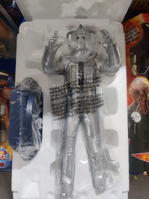 Lot 214 - Doctor Who Classic Statue Collection