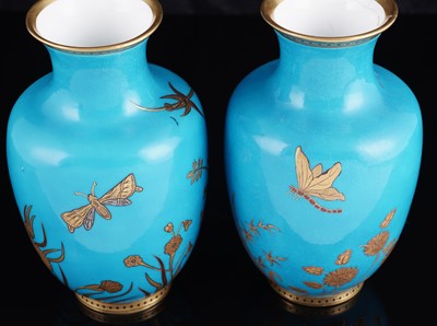 Lot 411 - A pair of Minton 'Japonaise' vases