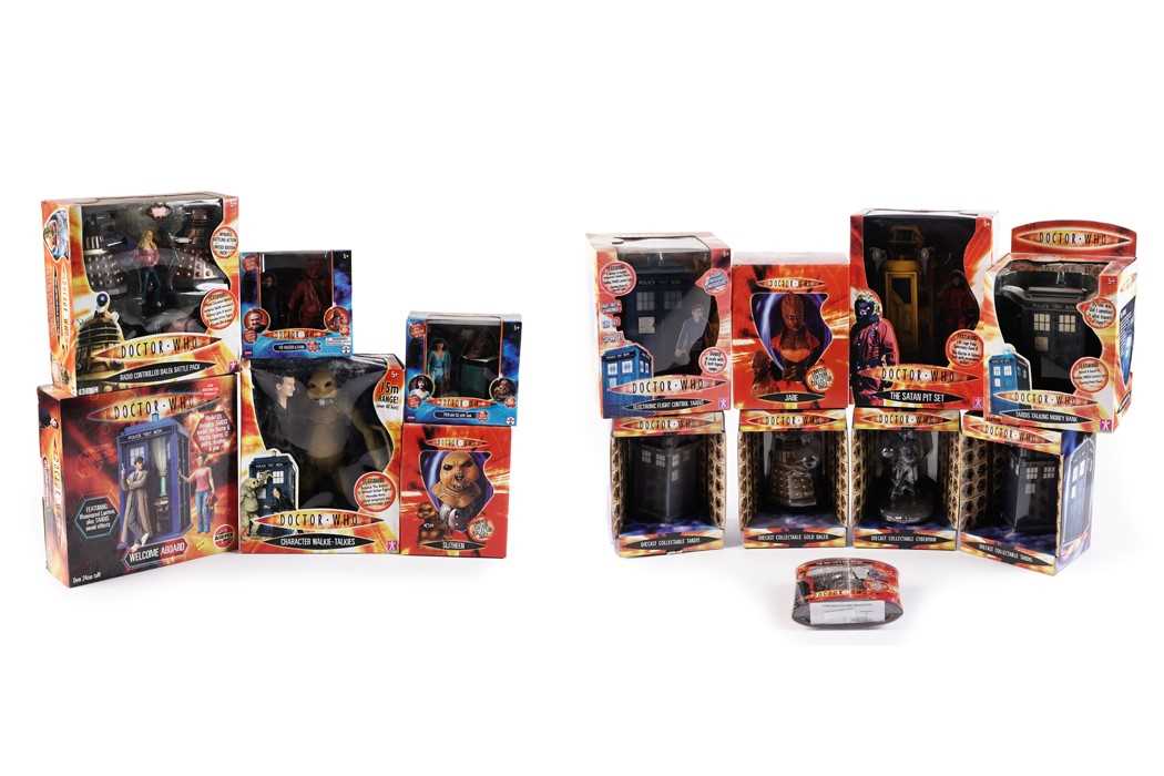 Lot 234 - A collection of Airfix, Underground Toys, and Character Options Doctor Who models