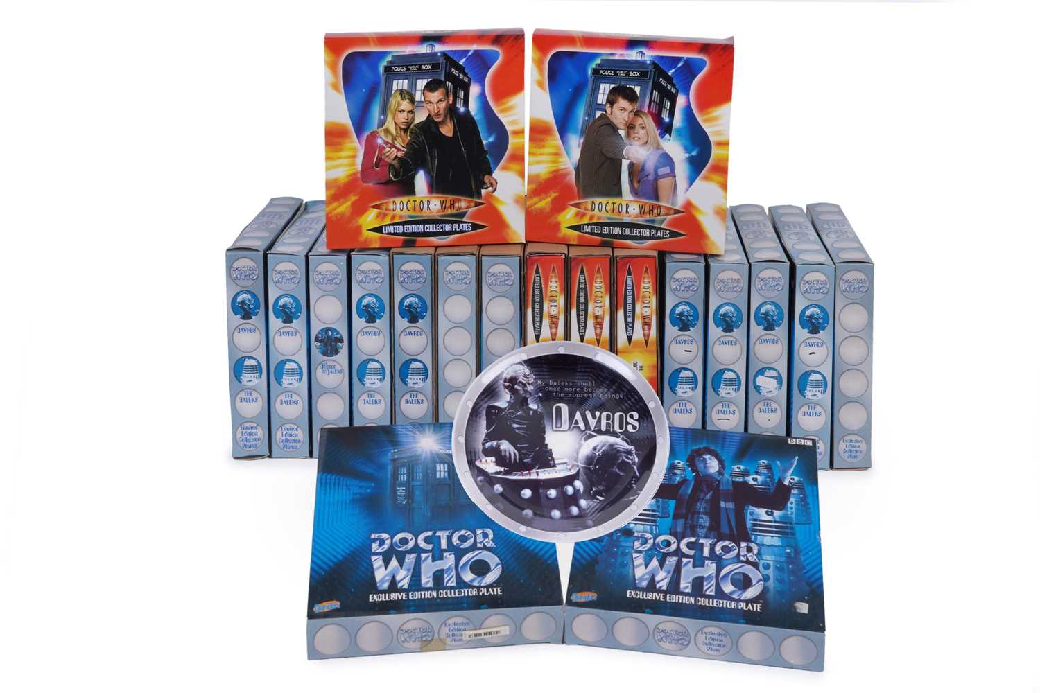 Lot 241 - A collection of Cards Inc. Characters Doctor Who limited edition collector plates