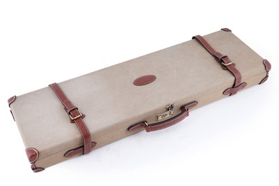Lot 459 - A Guardian Leather canvas gun case