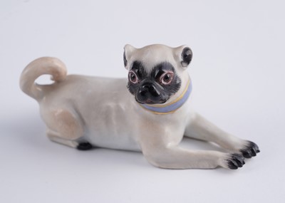 Lot 468 - A pair of Meissen pugs; and another
