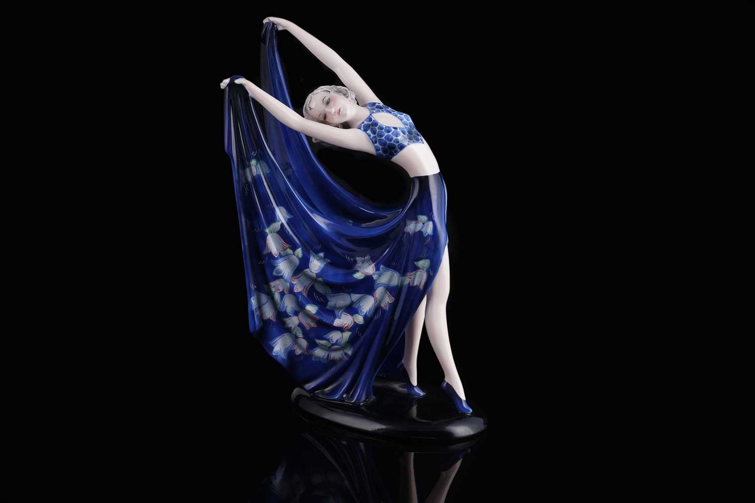Lot 466 - A Goldschieder figure 'Beauty'
