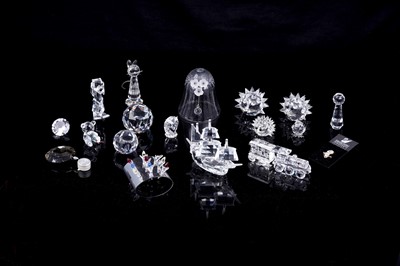 Lot 234 - A collection of Swarovski crystal ornaments