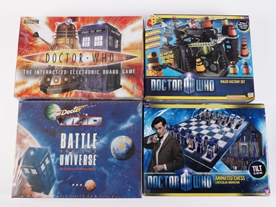 Lot 254 - A collection of Doctor Who games, toys and sets