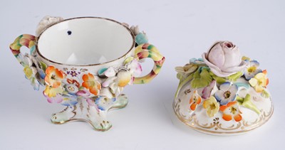 Lot 433 - A group of encrusted porcelain including Derby