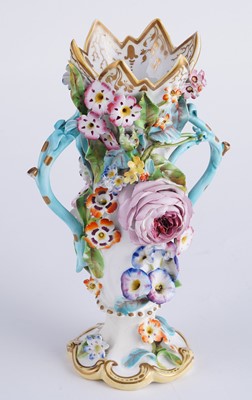 Lot 433 - A group of encrusted porcelain including Derby
