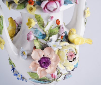 Lot 433 - A group of encrusted porcelain including Derby